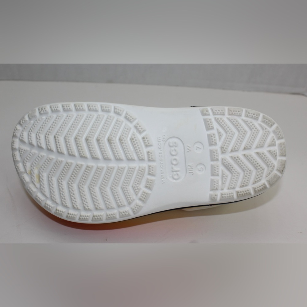 Disney Crocs - Picture 7 of 8